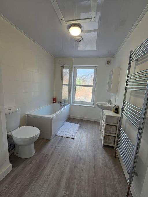 Convenient 3 Bed, Pr1 Near Uclan N Train Station Preston (Lancashire) Exterior foto