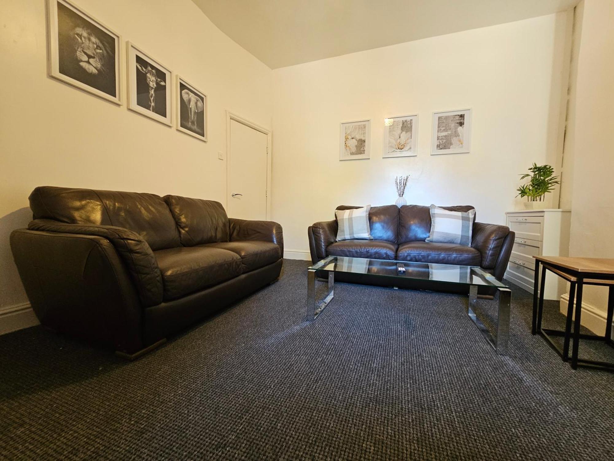 Convenient 3 Bed, Pr1 Near Uclan N Train Station Preston (Lancashire) Exterior foto